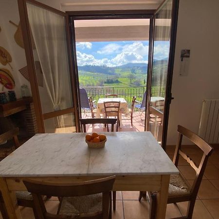 La Casa Di Diana Villa Montecchio  Bagian luar foto